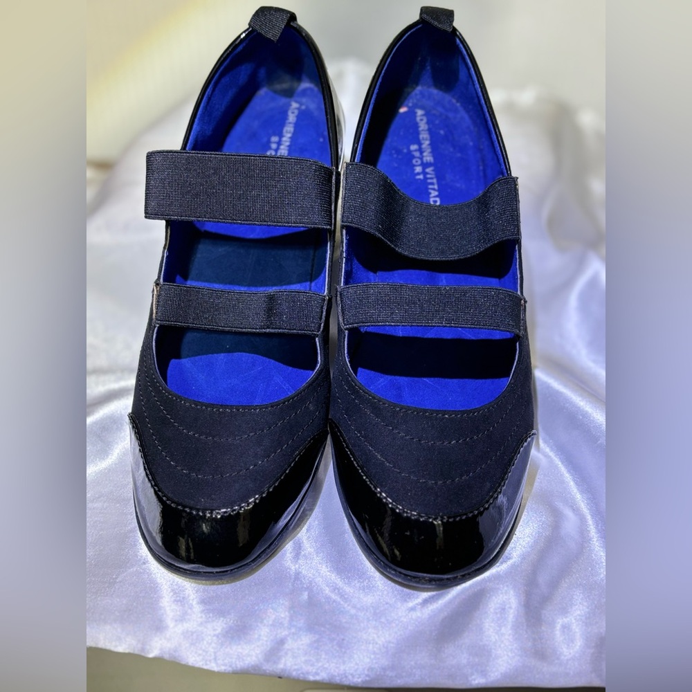 Adrienne Vittadini size 8 Black Barke Sport Strappy Flats